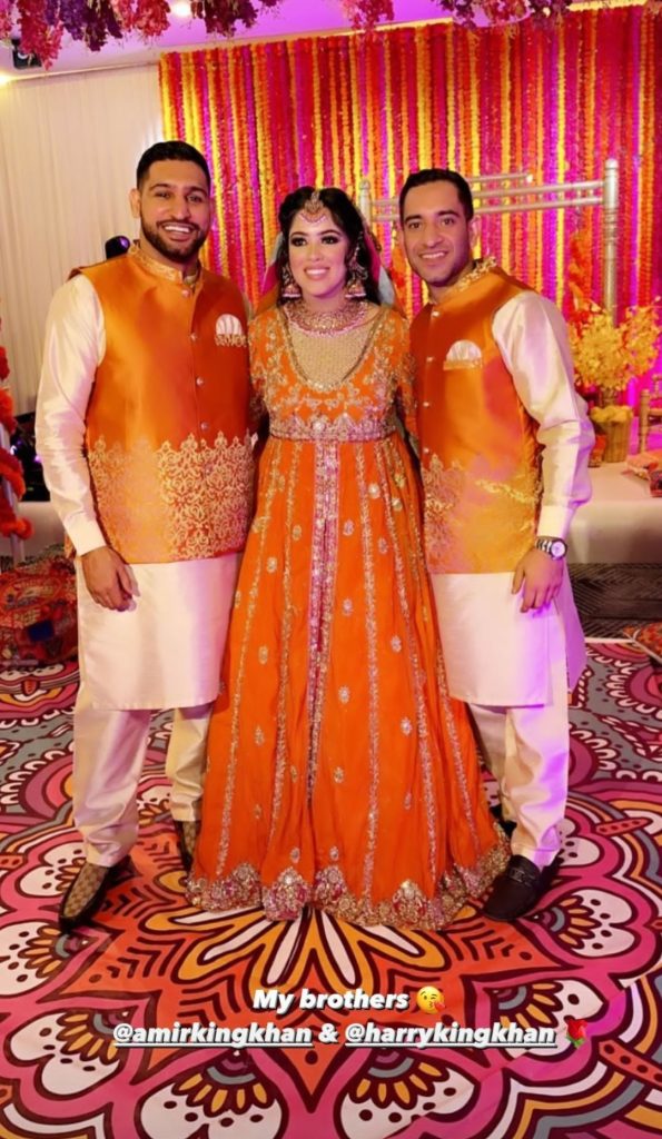 Amir Khan Pictures With Wife From Family Wedding