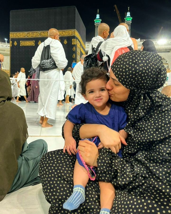 Faizan Sheikh And Maham Aamir Share Lovely Family Pictures From Umrah Trip