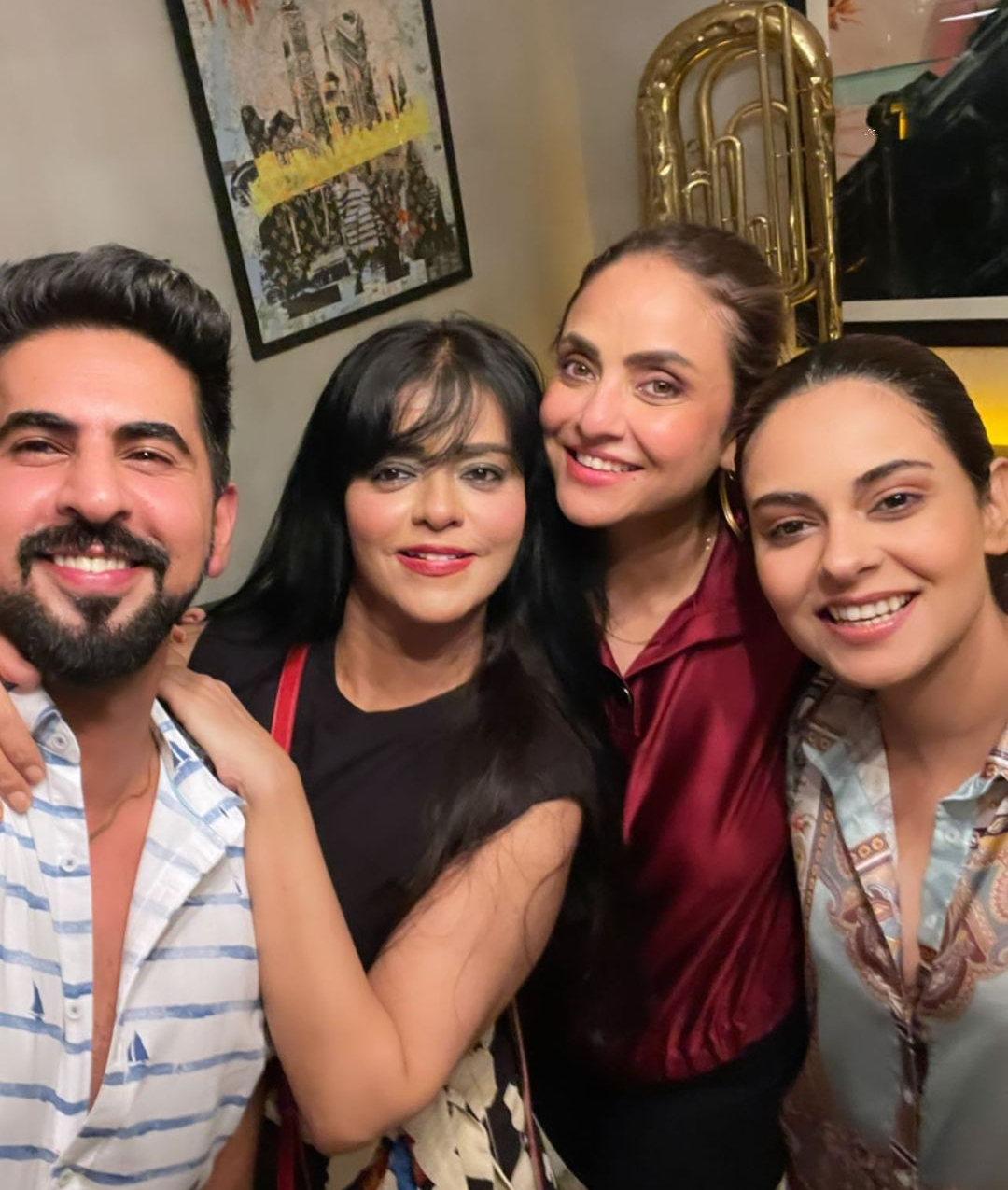 Nadia Khan Celebrates Birthday With Her Friends | Reviewit.pk