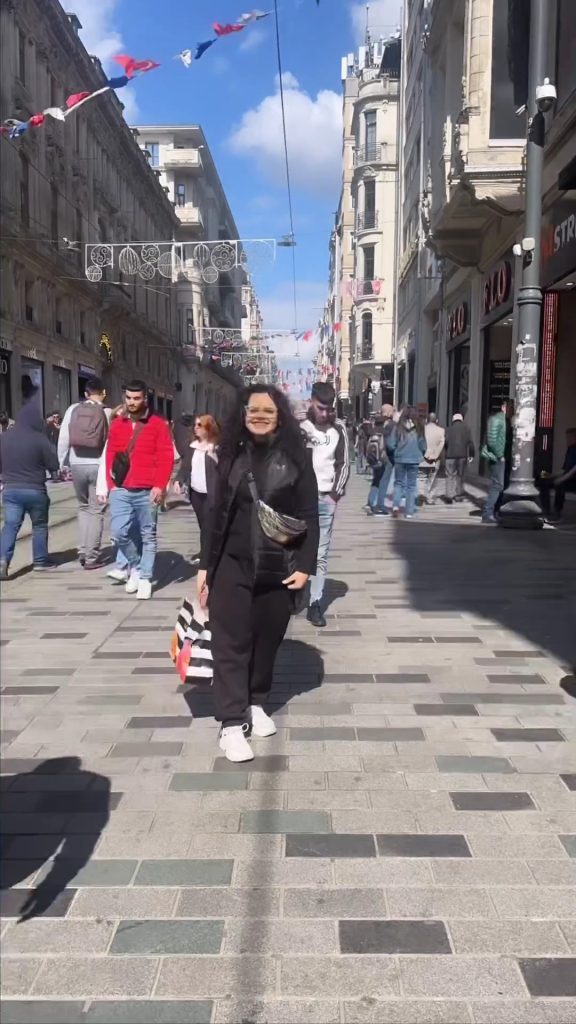 Qudsia Ali Looks Chic Vacationing In Turkey