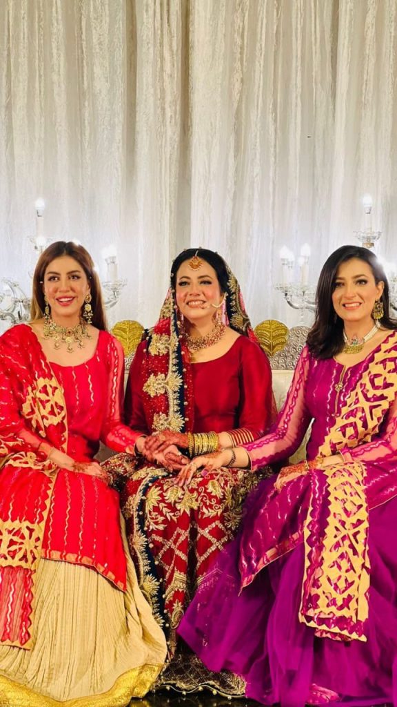 Saba Faisal With Family At Her Niece's Wedding