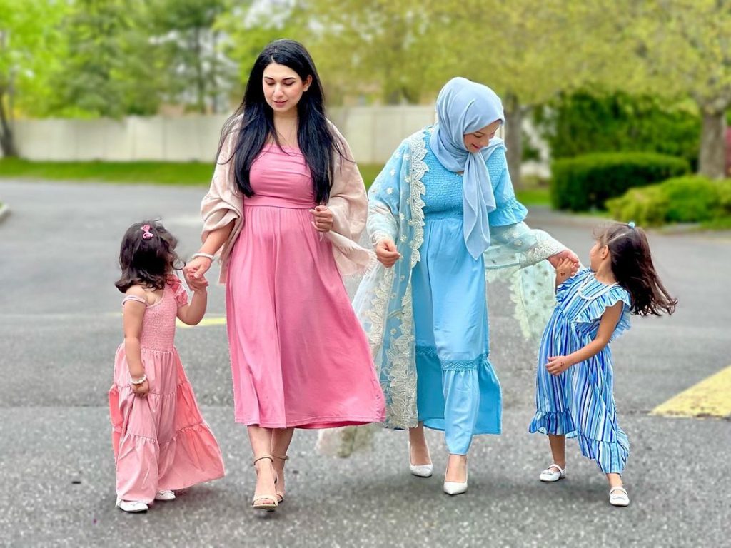 Sidra Batool With Her Beautiful Daughters In New York