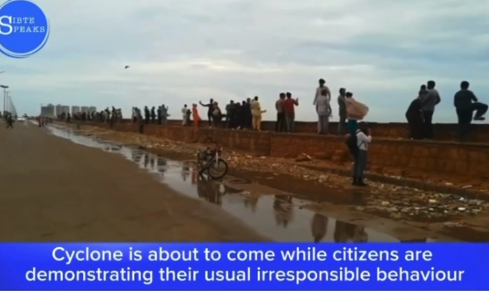 Public Reacts to Karachi Citizens Visiting Sea Shore Amidst The Warning of Cyclone