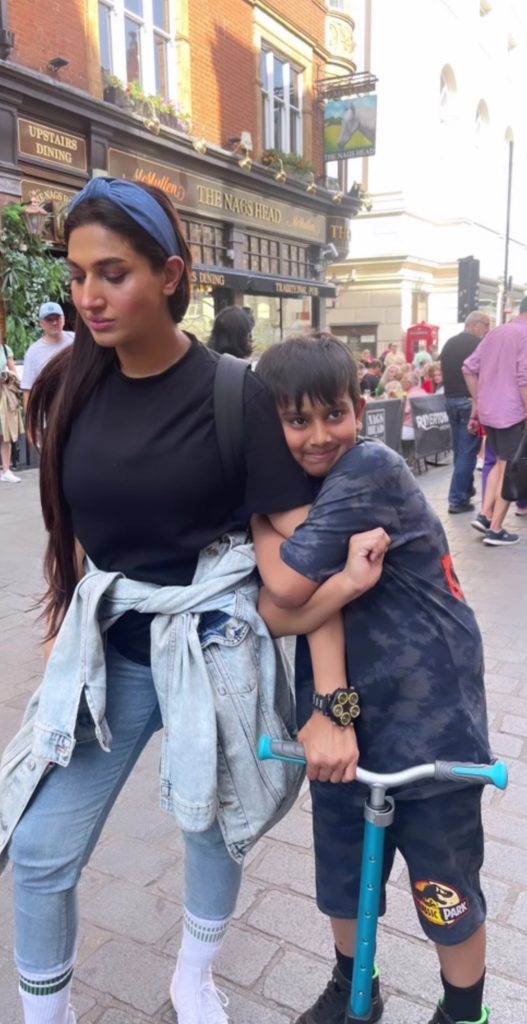 A Glimpse Into Sana Nawaz's Vacation With Sons in London