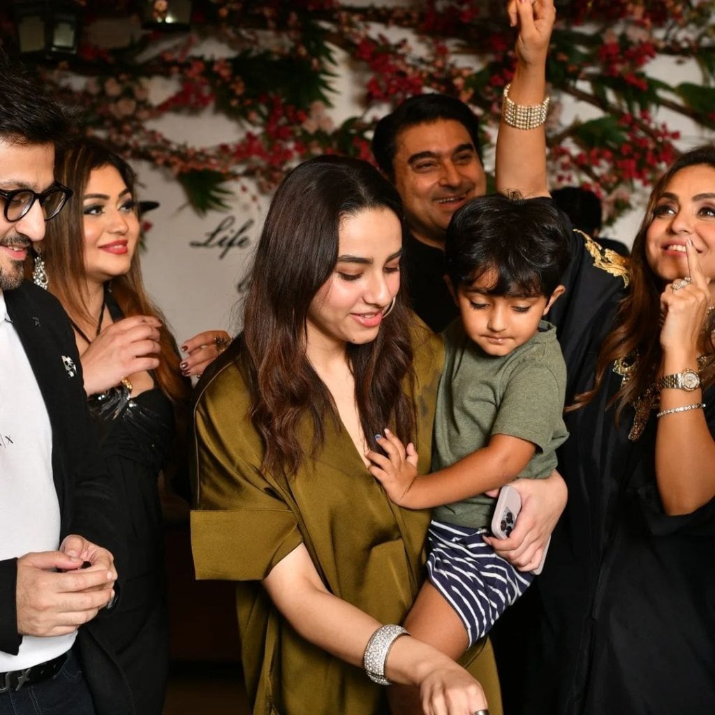 Nadia Khan's Daughter Alyzeh's 20th Birthday HD Pictures