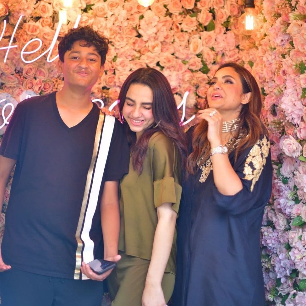 Nadia Khan's Daughter Alyzeh's 20th Birthday HD Pictures