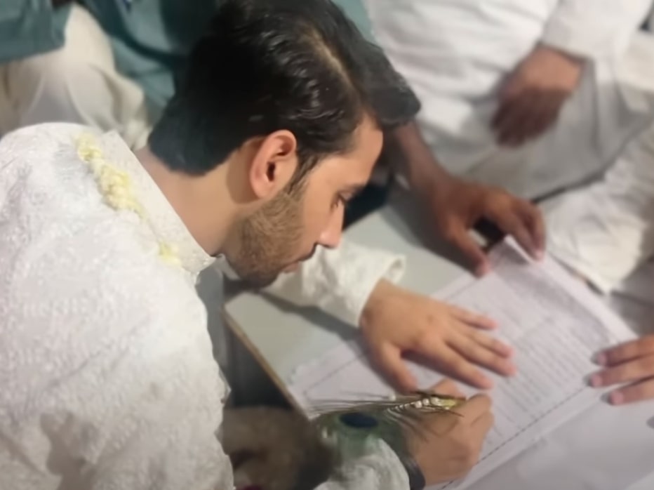 Tiktokers Shaheer Khan And Hafsa Khan's Beautiful Nikkah Pictures