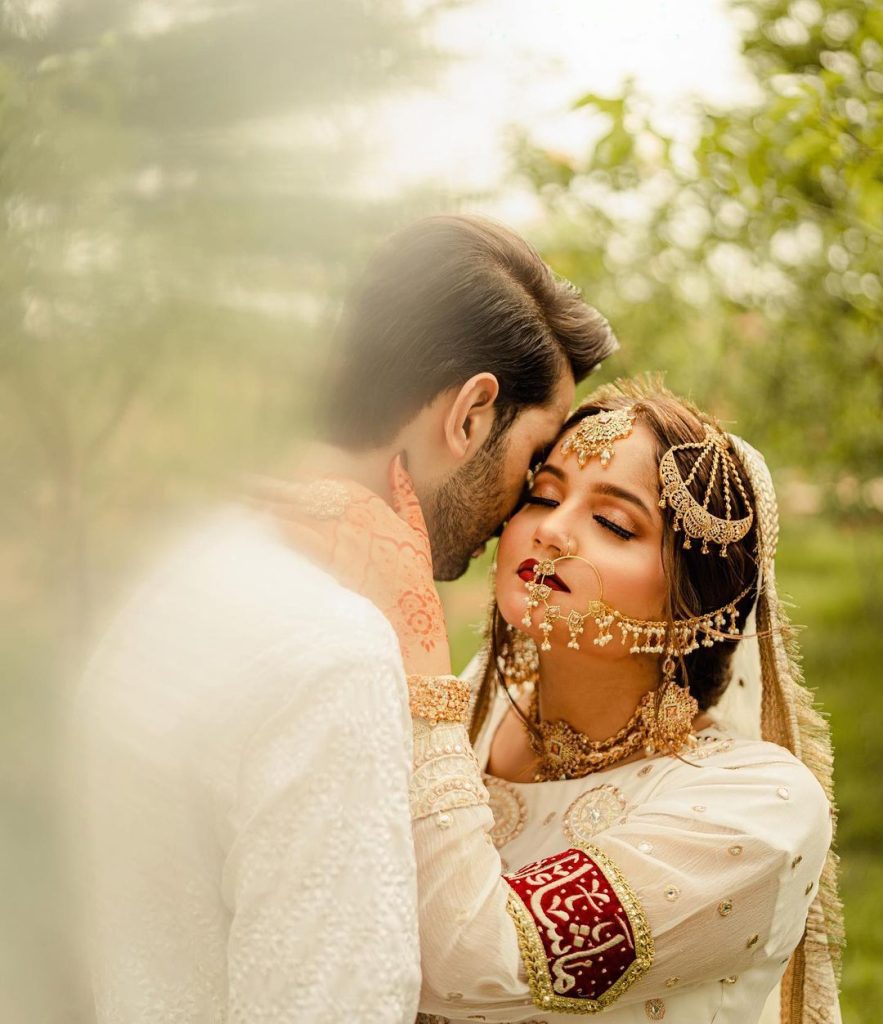 Tiktokers Shaheer Khan And Hafsa Khan's Beautiful Nikkah Pictures