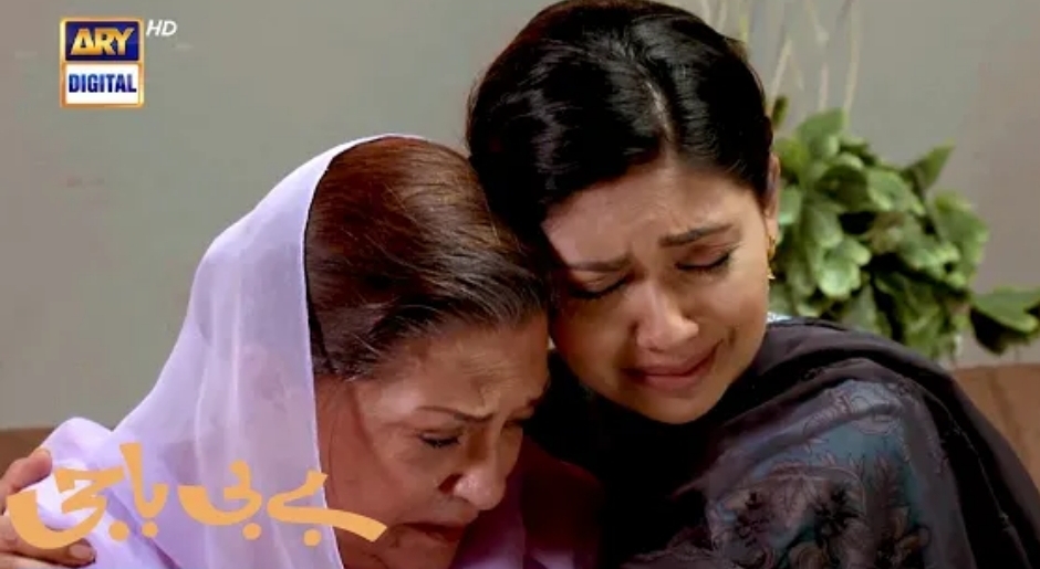 Viewers Emotional Reaction On Baby Baji's Character After Husband's Death