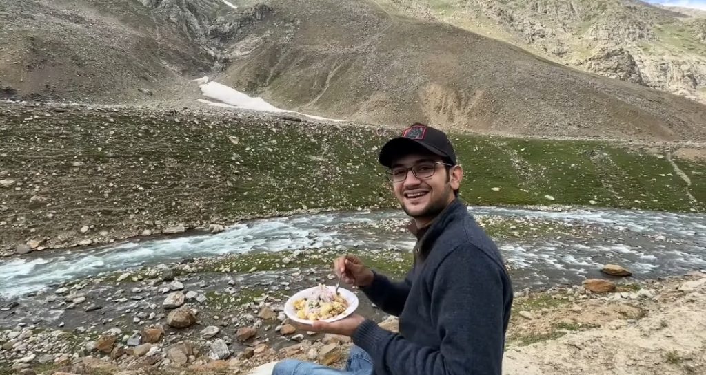 Maaz Safder Beautiful Family Pictures From Northern Areas Trip