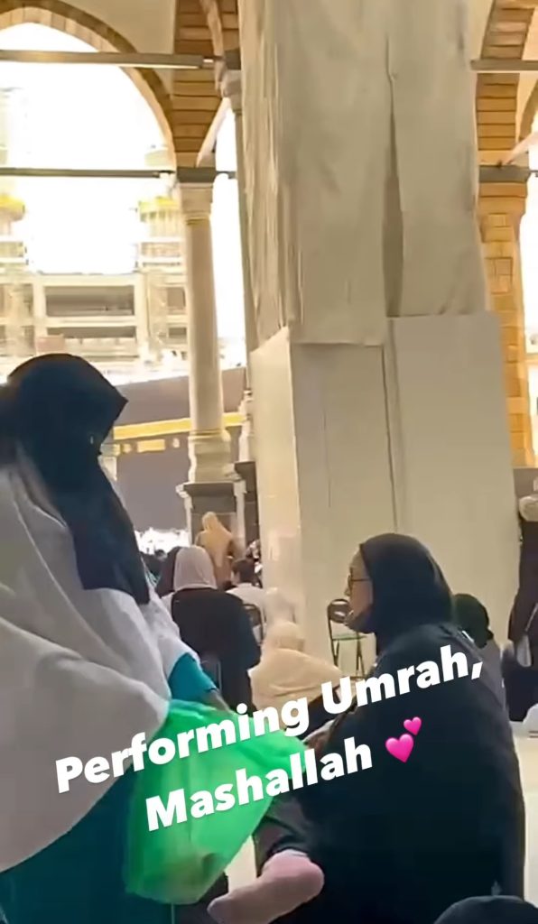 Noman Habib Family Umrah Pictures