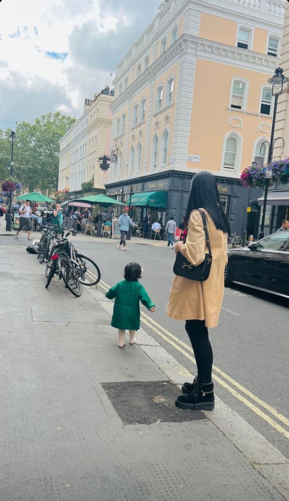 Sarah Khan Shares New Adorable Pictures With Daughter from UK