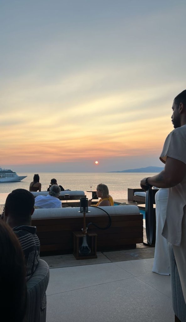 Amir Khan and Faryal Makhdoom Post Pictures From Mykonos Island, Greece