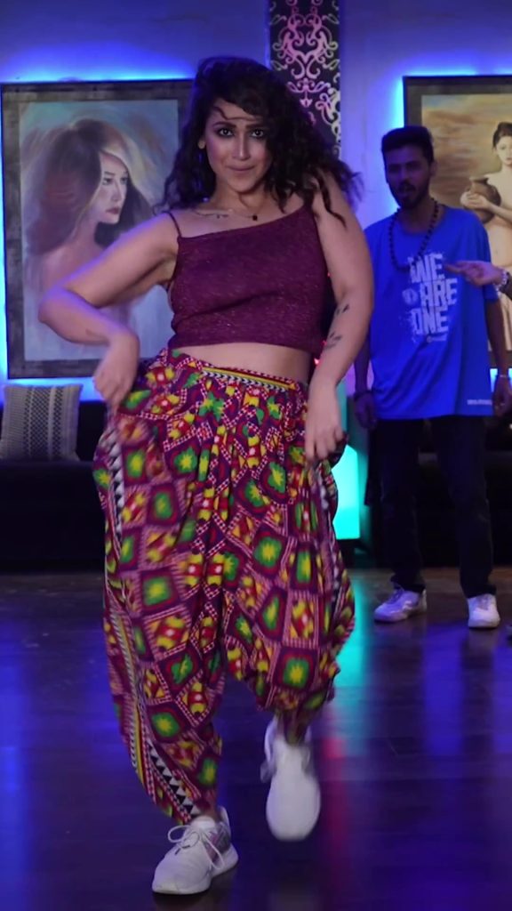 Faryal Mehmood Lights Up The Dance Floor With Latest Performance