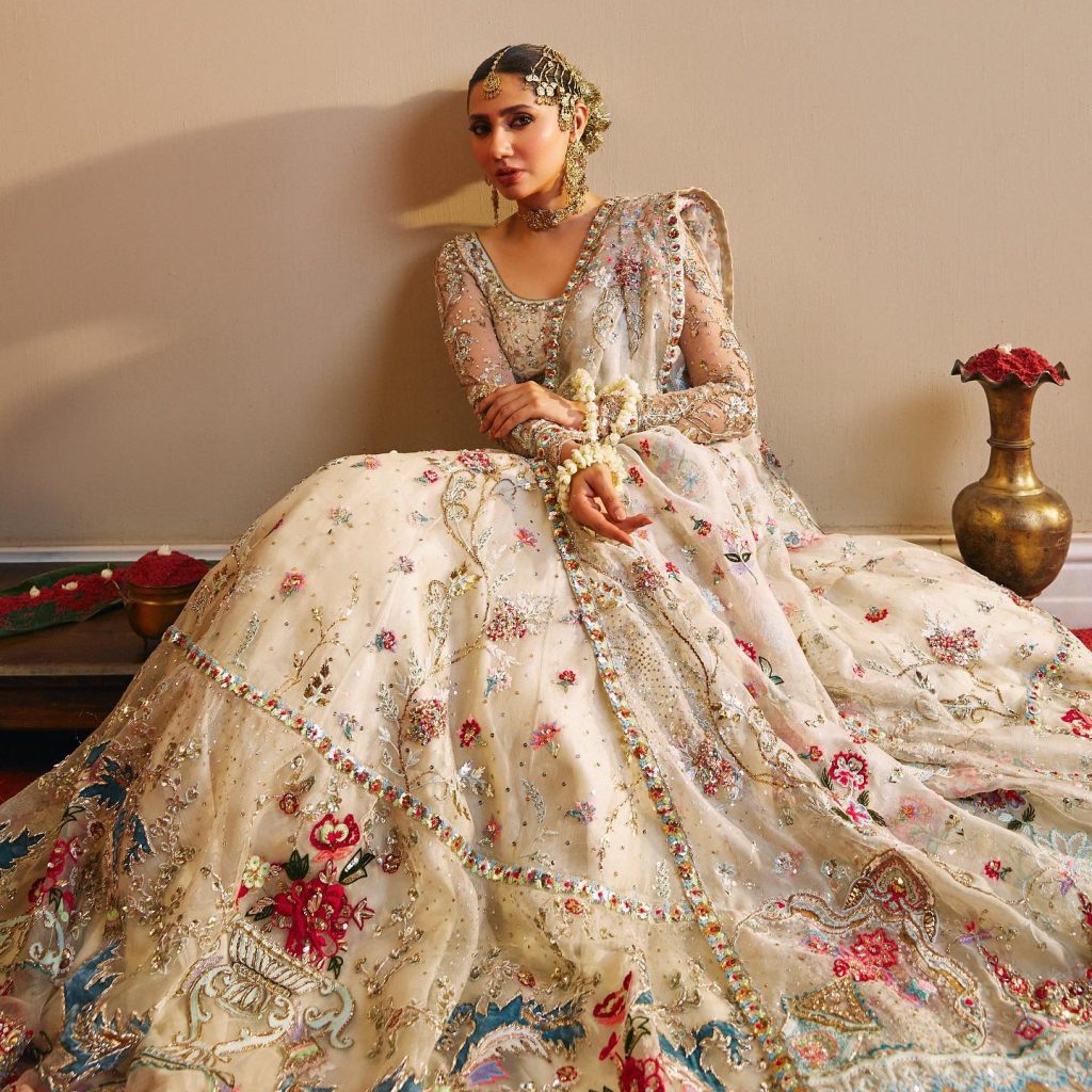 Mahira Khan Looks Ethereal In Rano's Heirloom Bridal Campaign