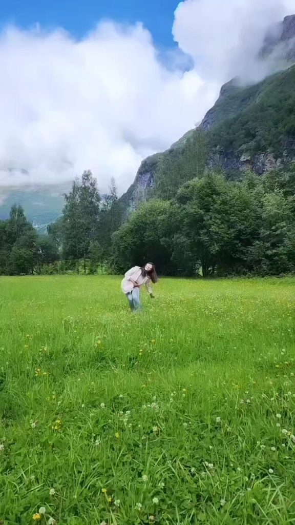 Nida Yasir And Yasir Nawaz In Norway For Vacations