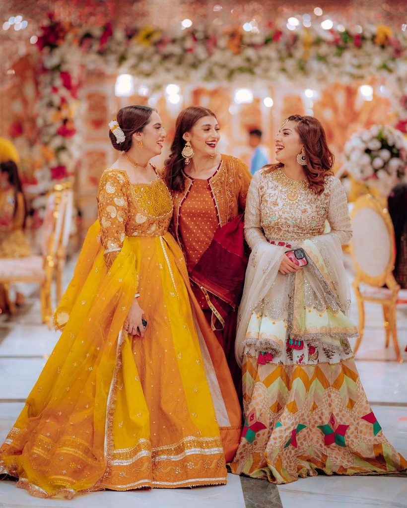 Tiktok Stars Share Their HD Pictures From Sehar Hayat's Mehndi Event