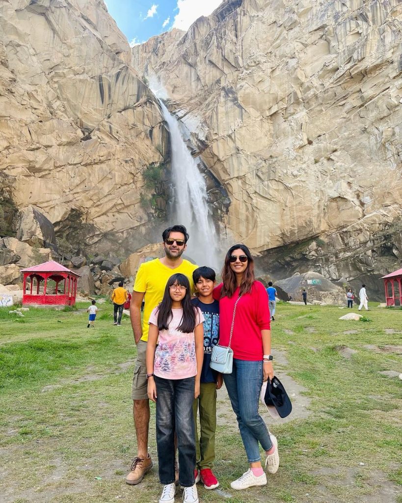 Sunita Marshall Visits Khaplu Fort With Family