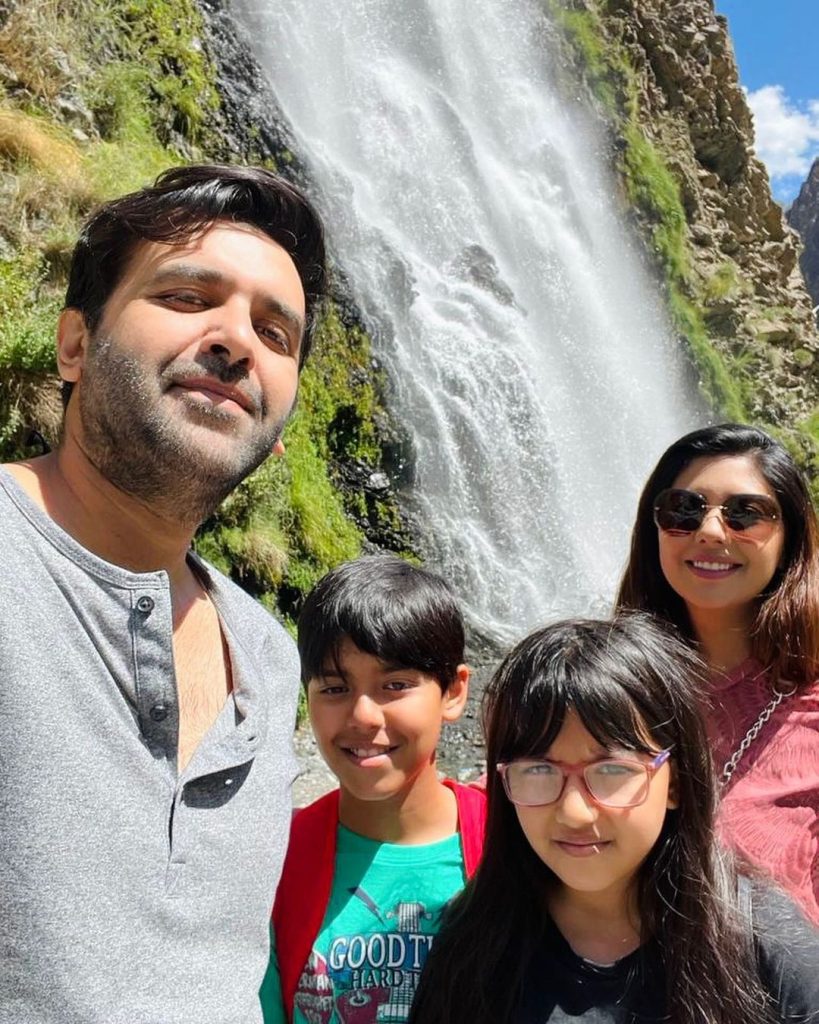 Sunita Marshall Visits Khaplu Fort With Family