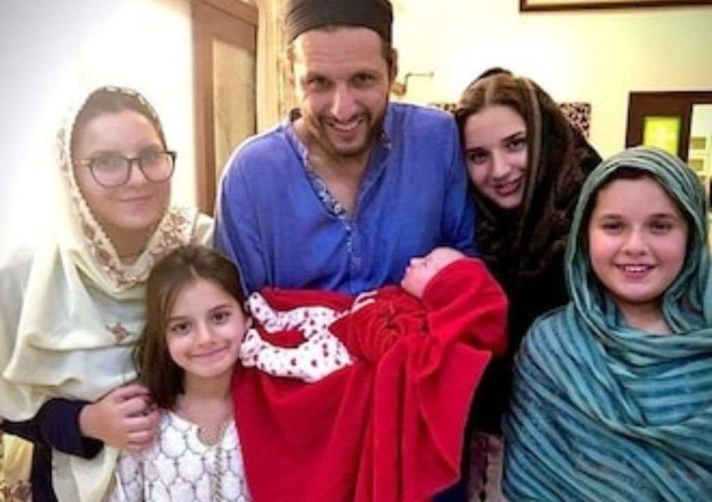 Why Shahid Afridi Opted For An Early Marriage