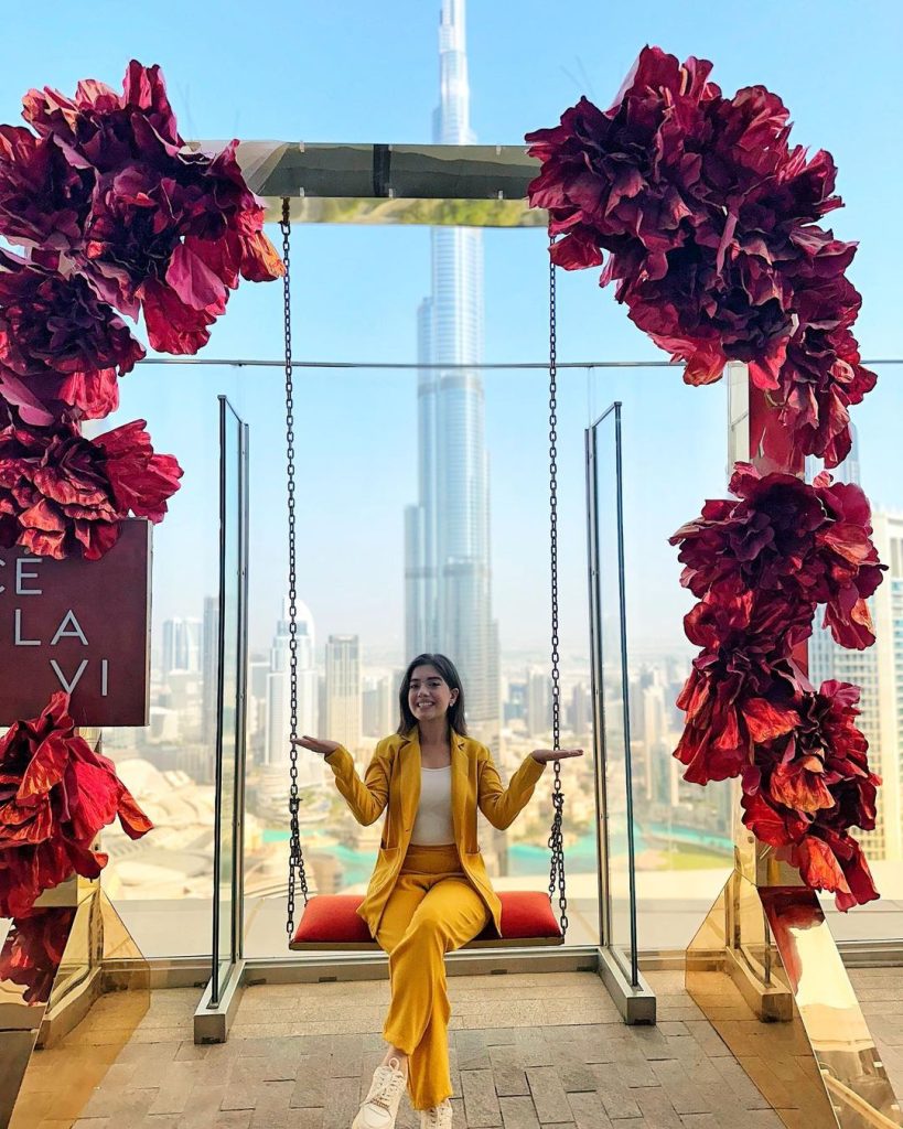 Arisha Razi Shares Pictures From Recent Dubai Trip