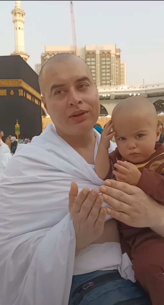 Nasir Khan Jan's Inspiring Umrah Journey