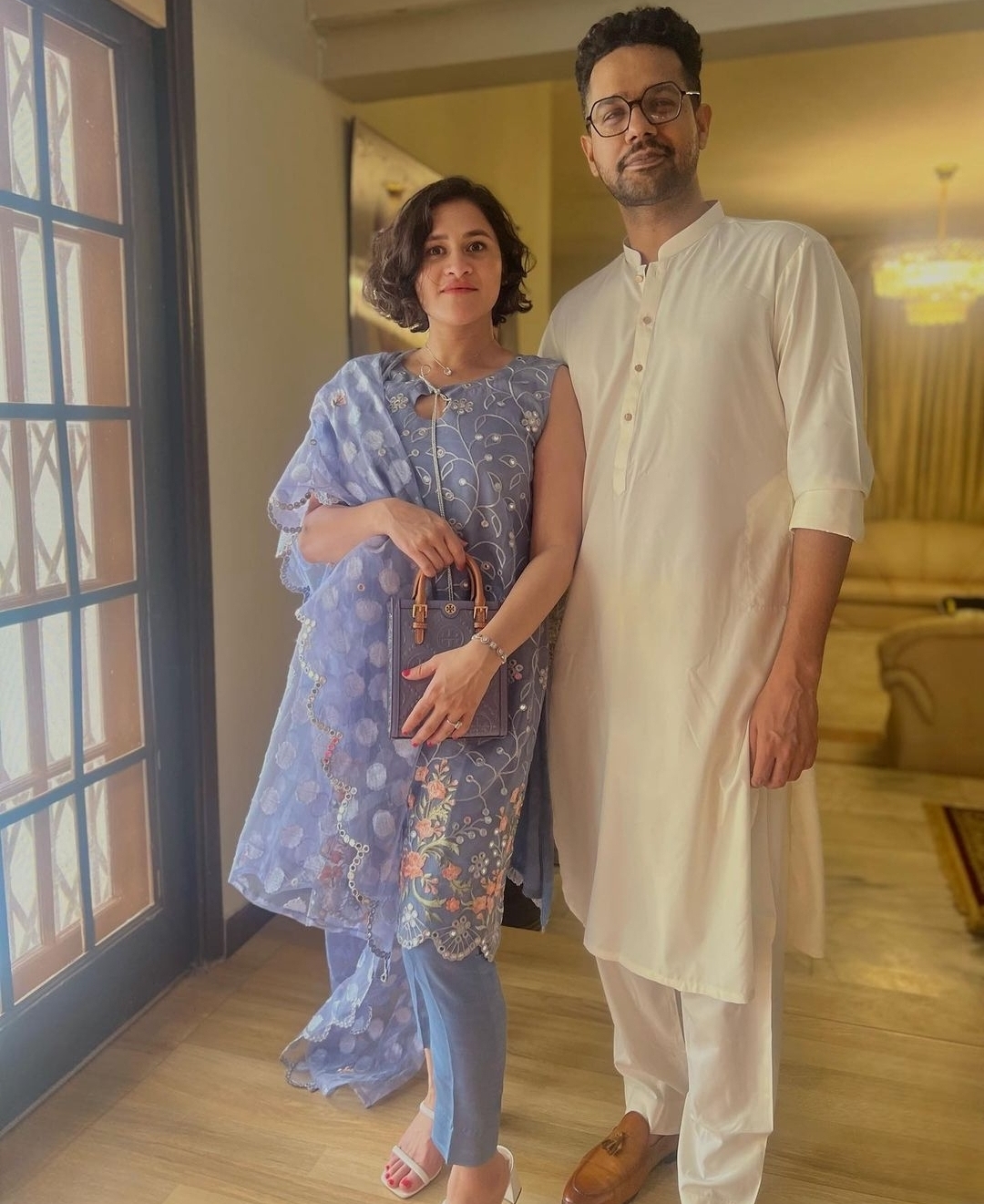 Ali Gul Pir's New Pictures with Wife Azeemah Nakhoda in USA