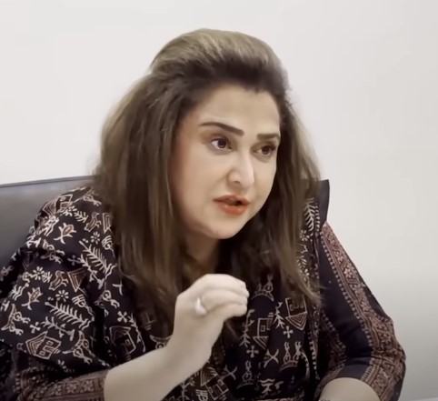Dr Zarqa Shares What Went Wrong With Naimal Khawar And Nida Yasir's Surgery