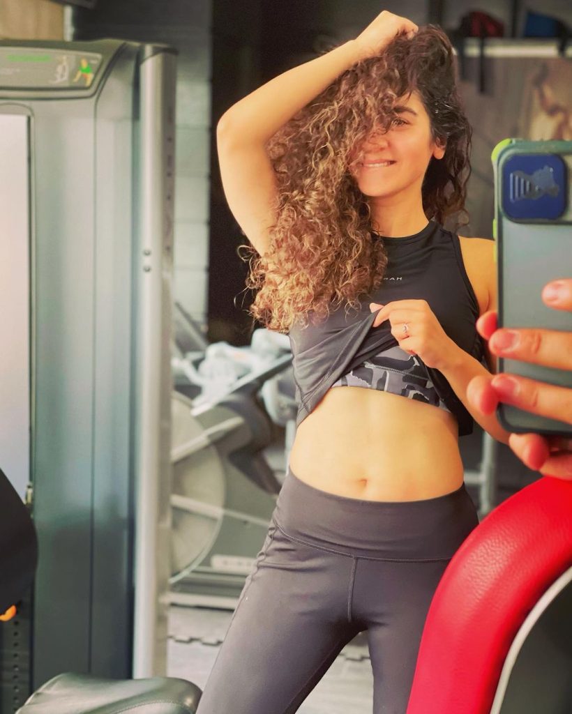 Criticism On Hajra Yamin's Recent Fitness Photos