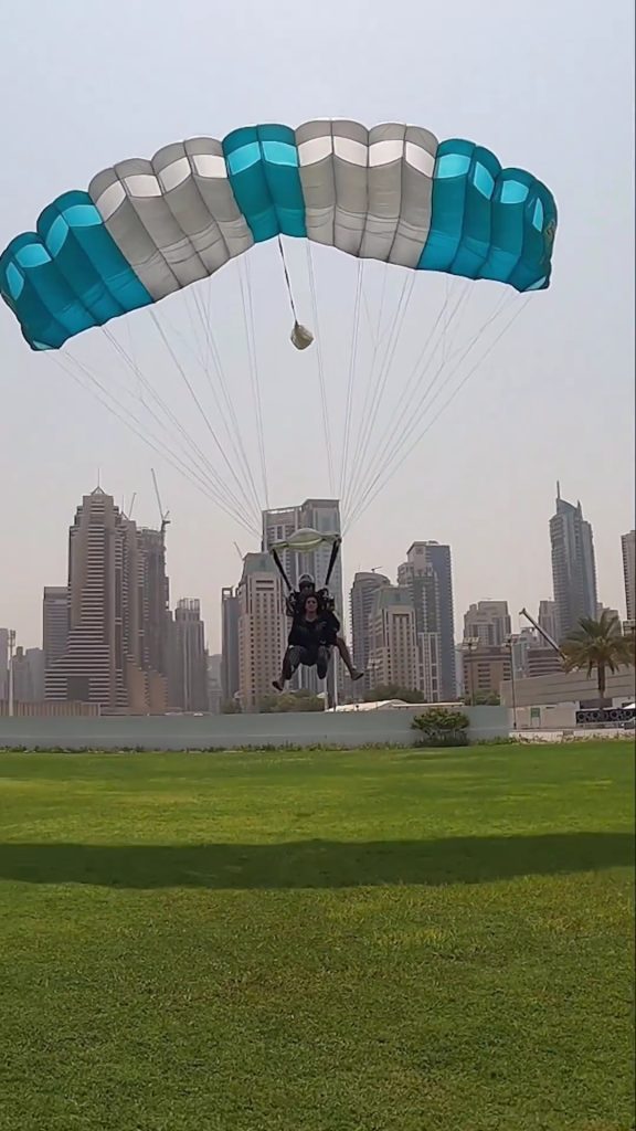 Jannat Mirza Skydiving In Dubai