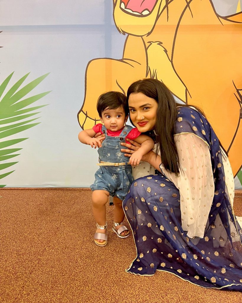 Kiran Tabeir New Cute Pictures With Her Adorable Daughter