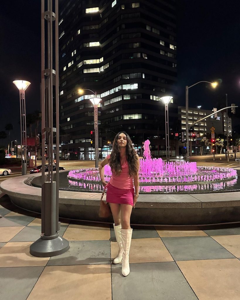 Mehar Bano Shares Lovely Clicks With Husband From Vacation In The USA