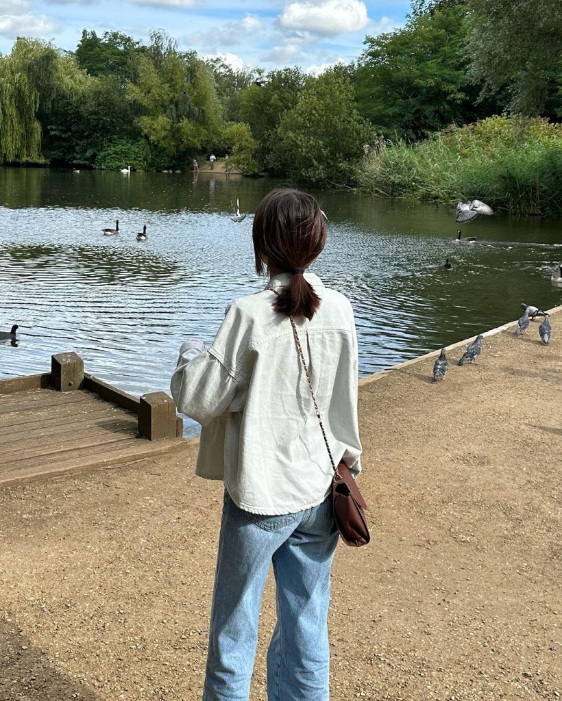 Merub Ali Shares Pictures From Her Trip To London