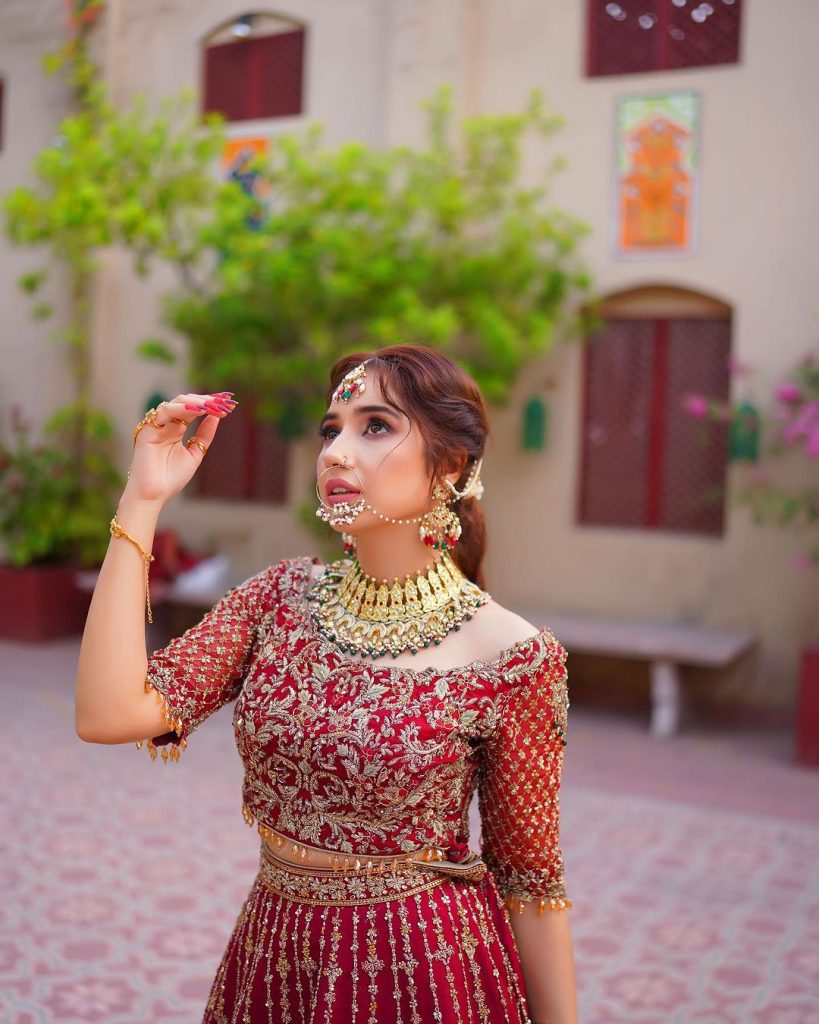 Sabeena Farooq Looks Ethereal In Latest Bridal Shoot