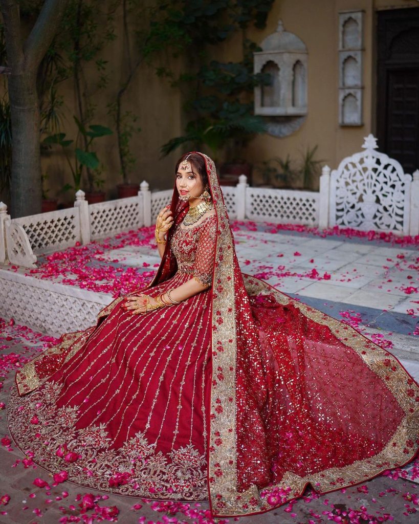 Sabeena Farooq Looks Ethereal In Latest Bridal Shoot