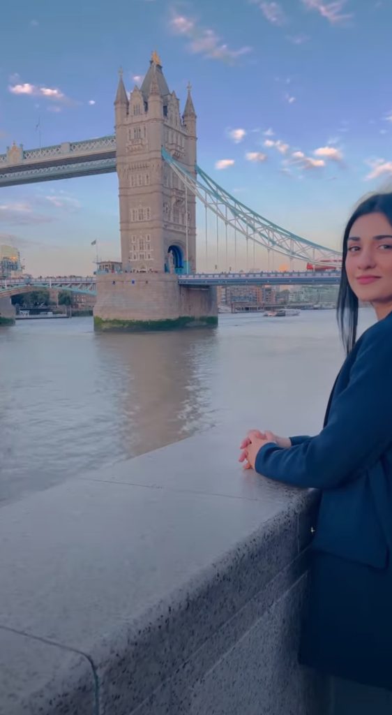 Sarah Khan's New Alluring Photos From London