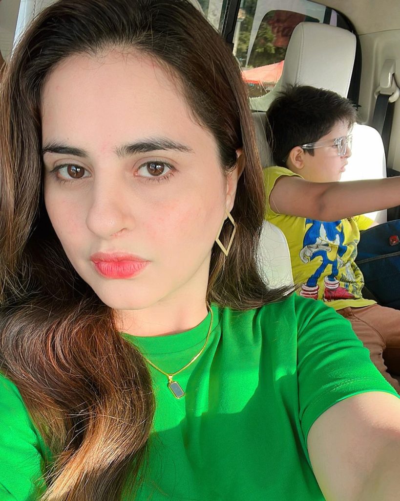 Fatima Effendi Pictures From Weekend's Day Out