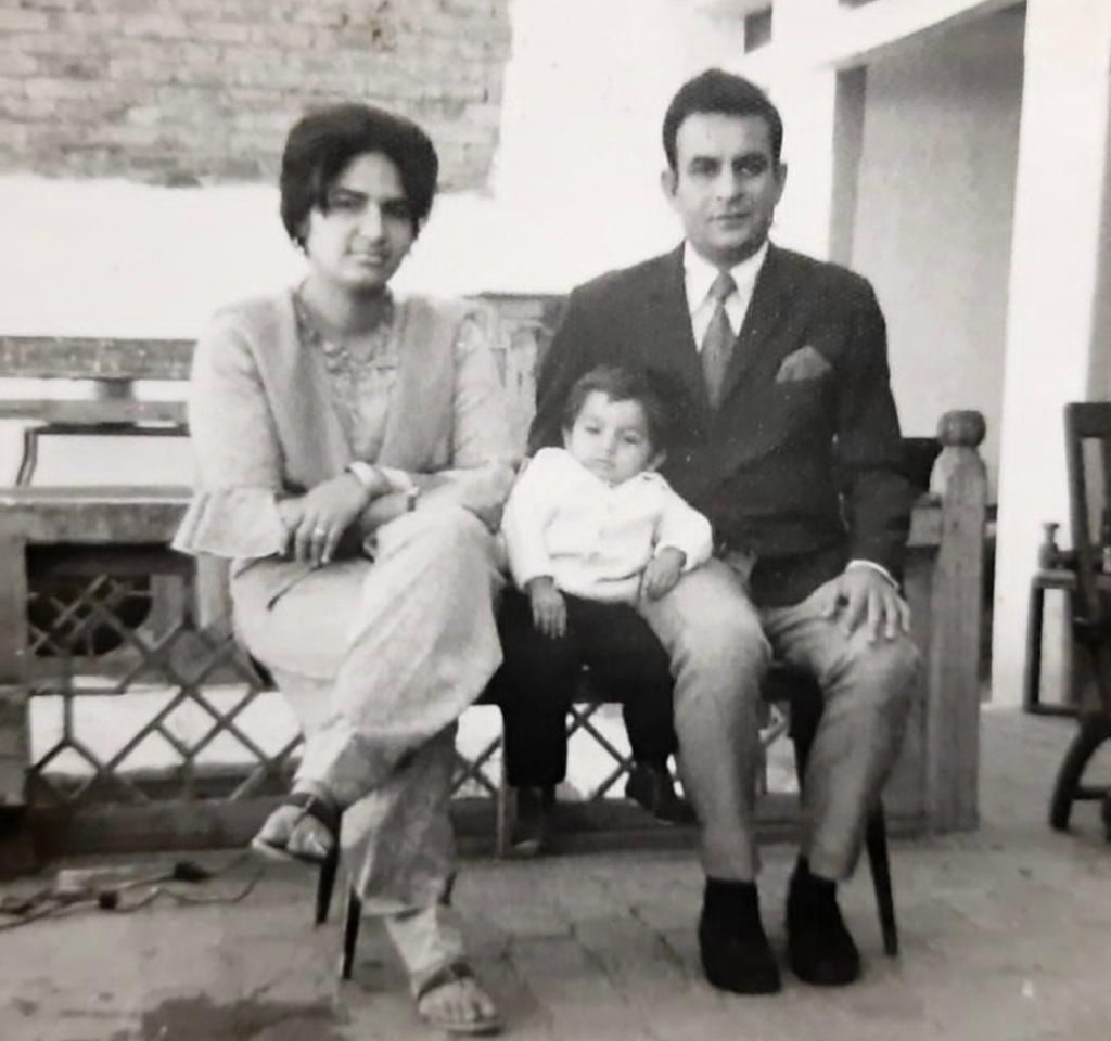 Emotional Nauman Masood Remembers His Late Mother
