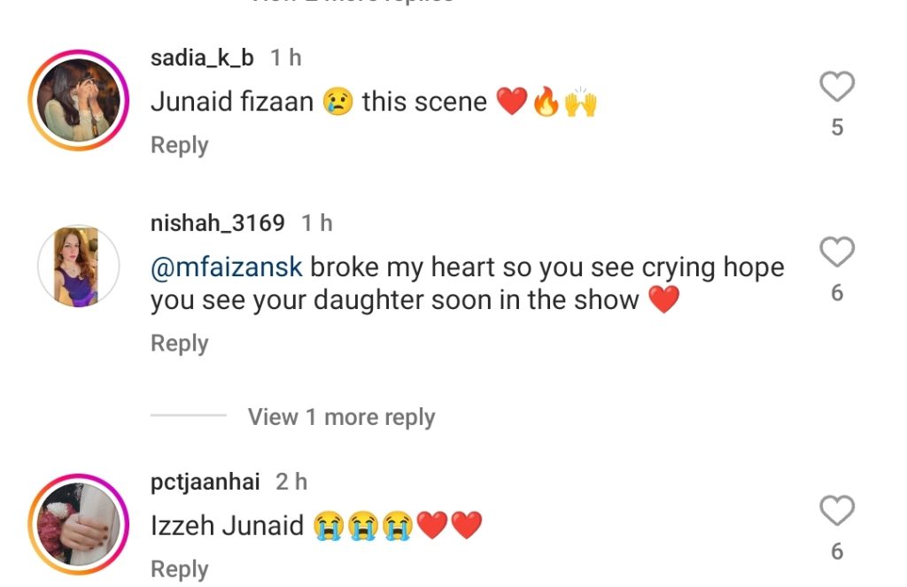 Junaid Niazi Cries While Hugging Daughter In Tamasha House