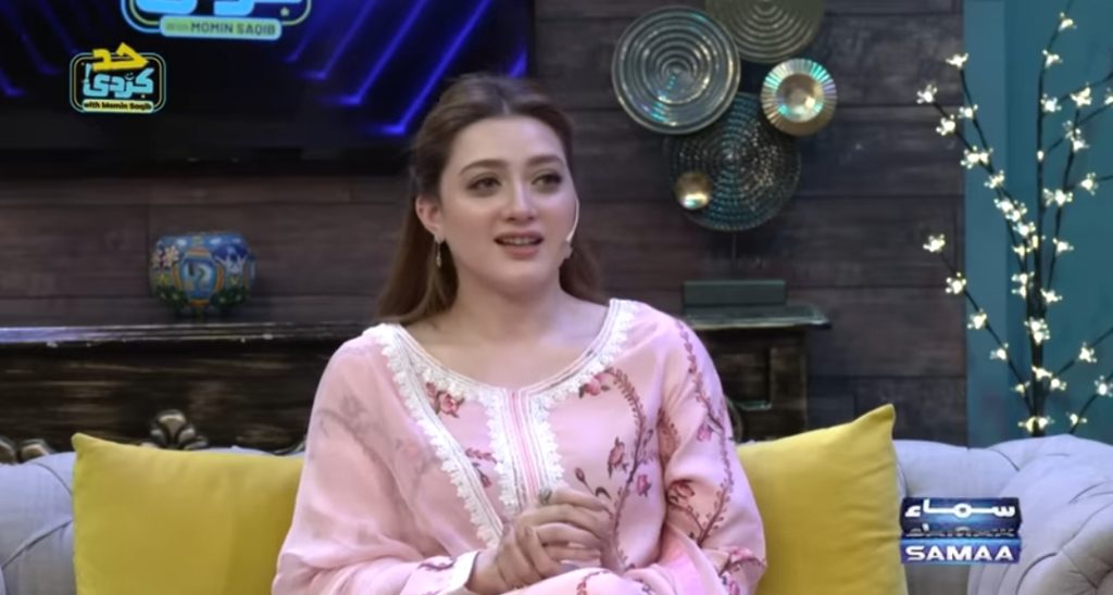 Momina Iqbal’s Uncensored Opinion About Senior Actors