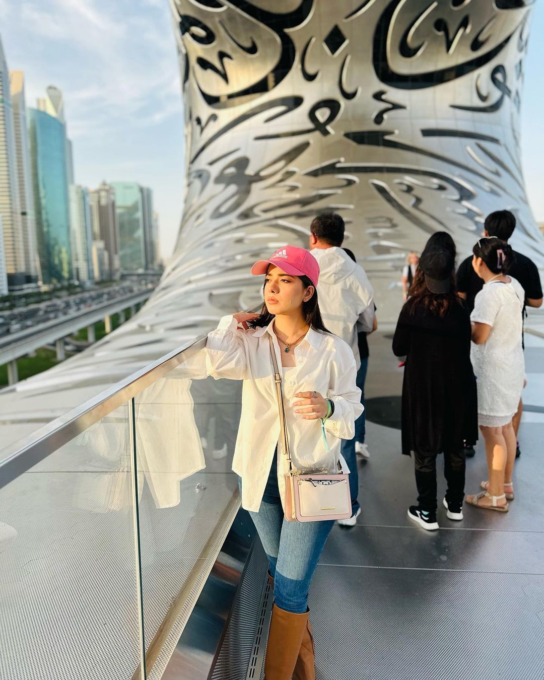 Aishah Razik Arisha Razi Enjoying Adventurous Dubai Trip - New Clicks | Reviewit.pk