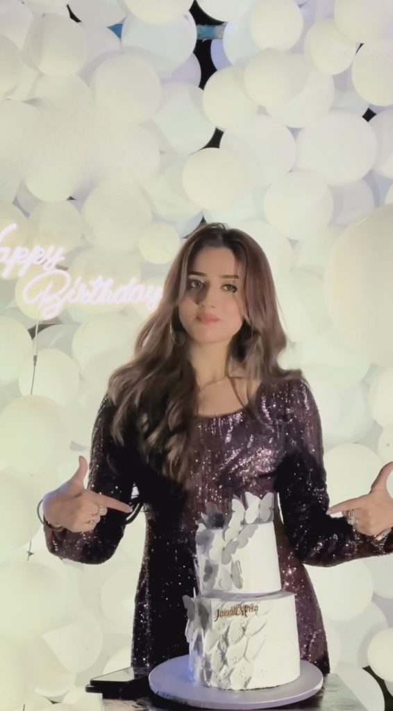 Jannat Mirza Throws Glamorous Birthday Bash Yet Again