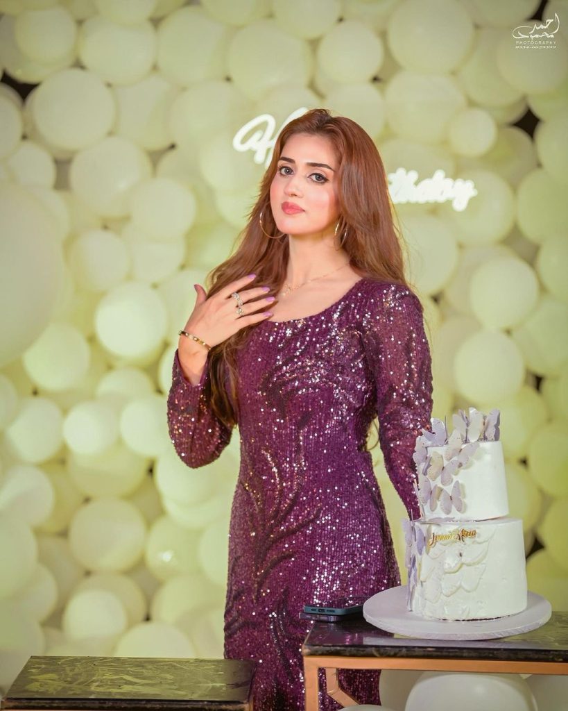 Jannat Mirza Throws Glamorous Birthday Bash Yet Again