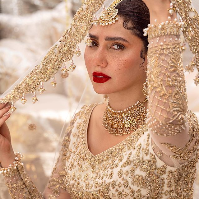 Mahira Khan Looks Ethereal In Faiza Saqlain Shoot