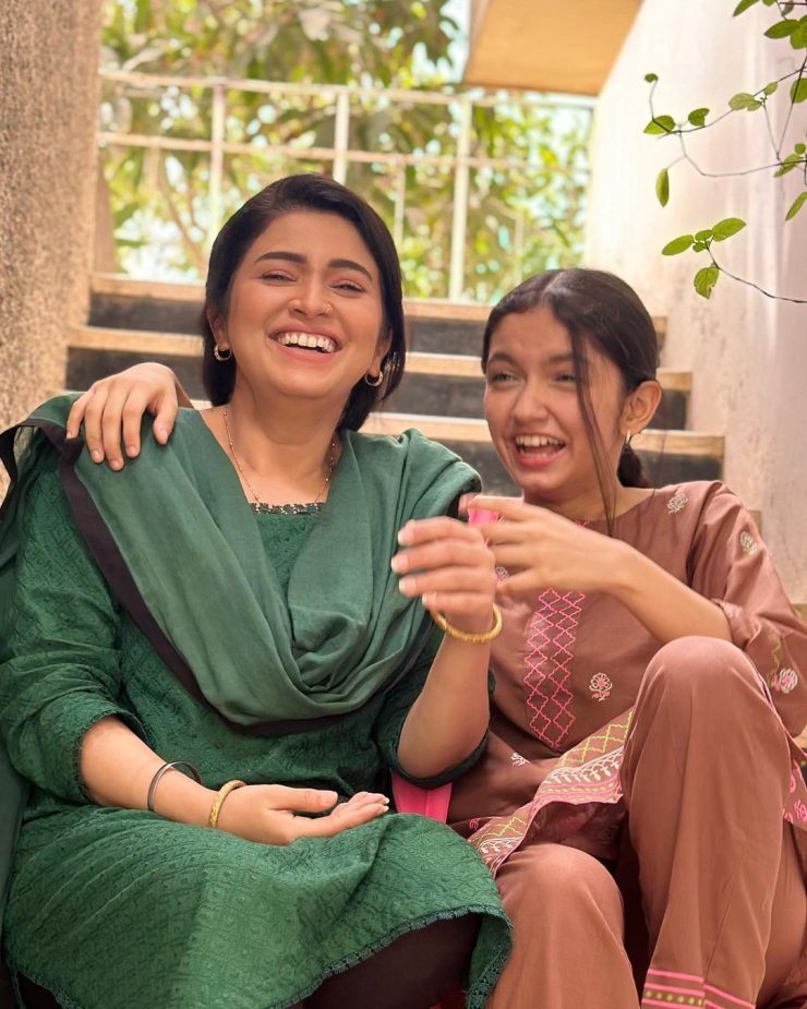 Aina Asif: Behind The Scenes Of 'mayi Ri'