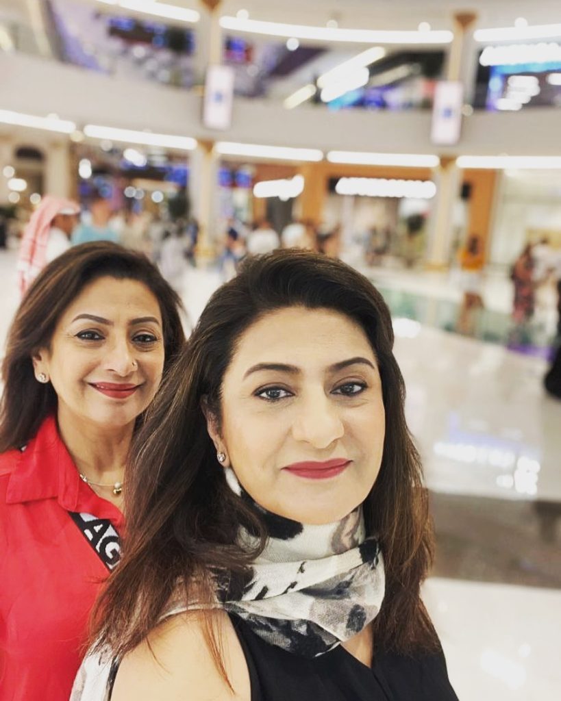 Shagufta From Jaisay Aapki Marzi Is This Famous Actress's Sister