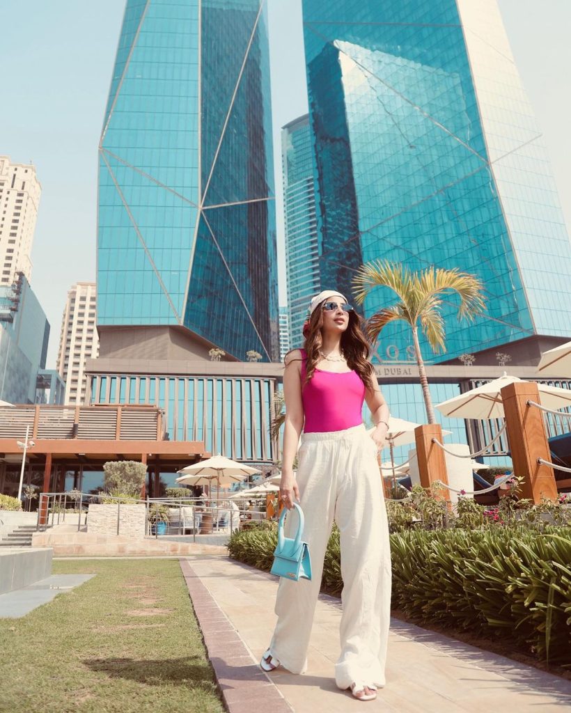 Saboor Aly Chilling In Dubai