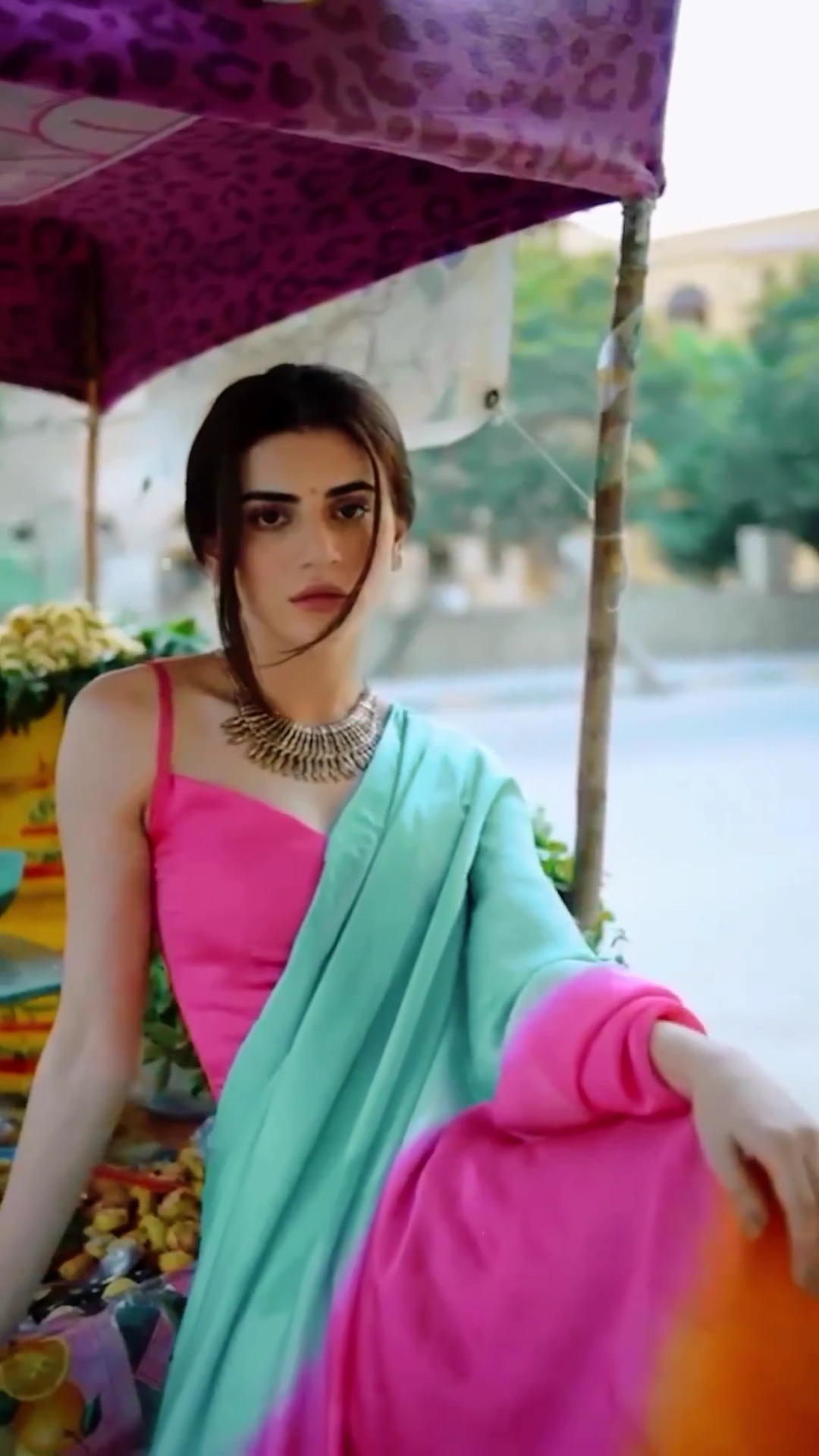 Zabab Rana Zubab Rana's Latest Look Gets Backlash | Reviewit.pk