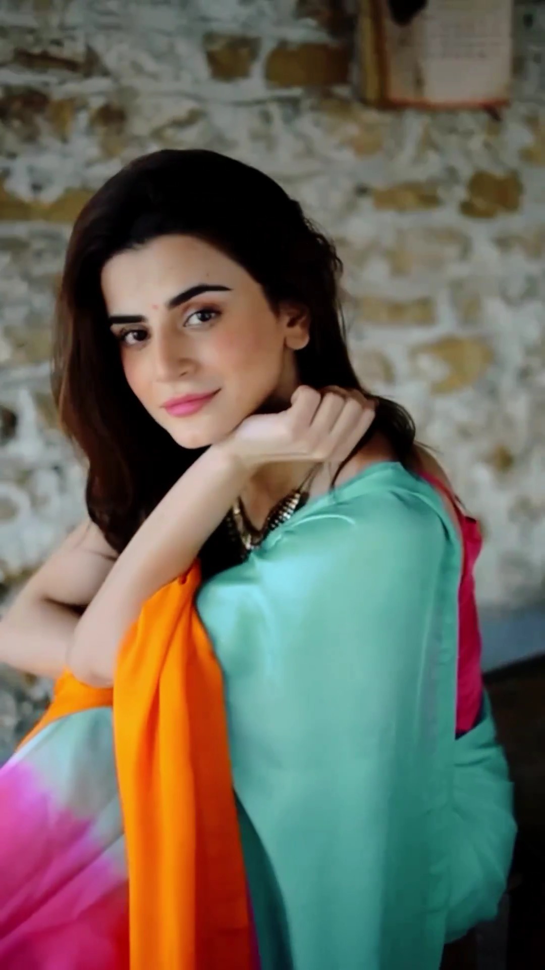Zeba Rana Zubab Rana's Latest Look Gets Backlash | Reviewit.pk