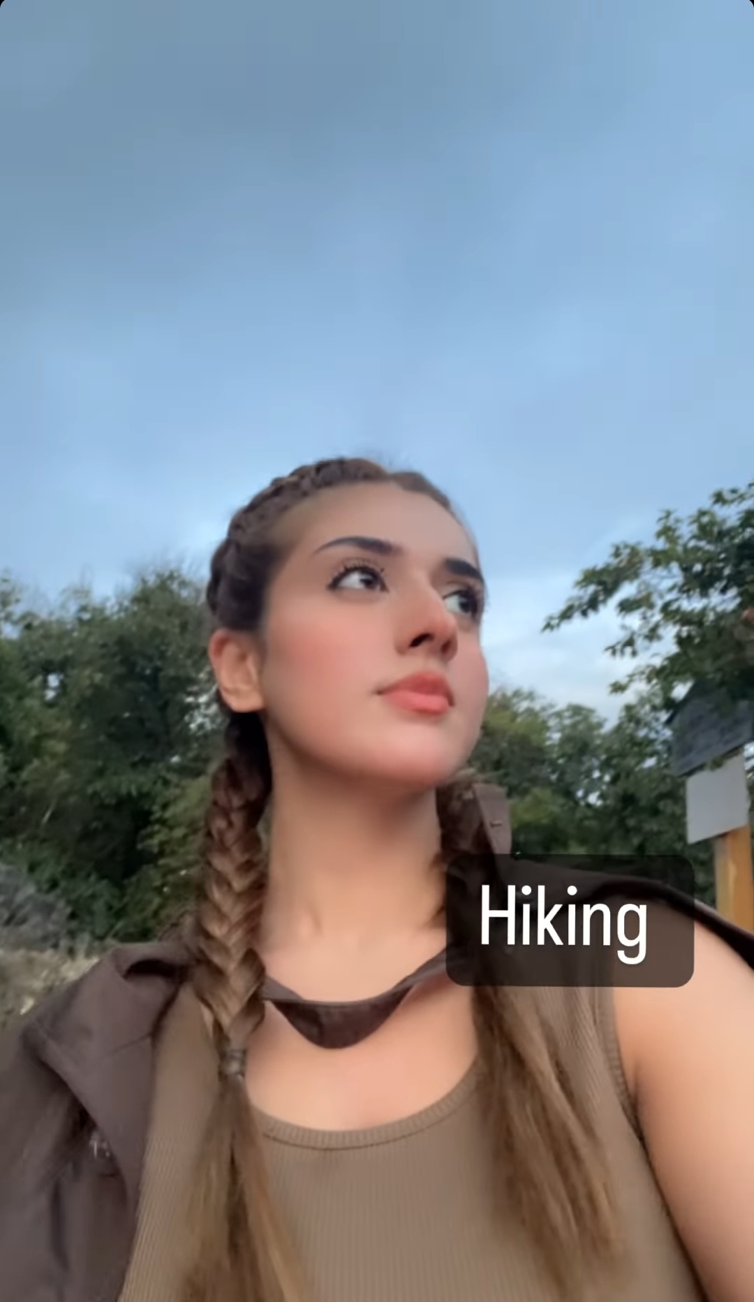jannat-mirza-s-hiking-pictures-from-japan-reviewit-pk